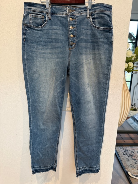 Kut from the Kloth Denim - Kut from the Kloth Mid-Blue Button-Fly  Jeans